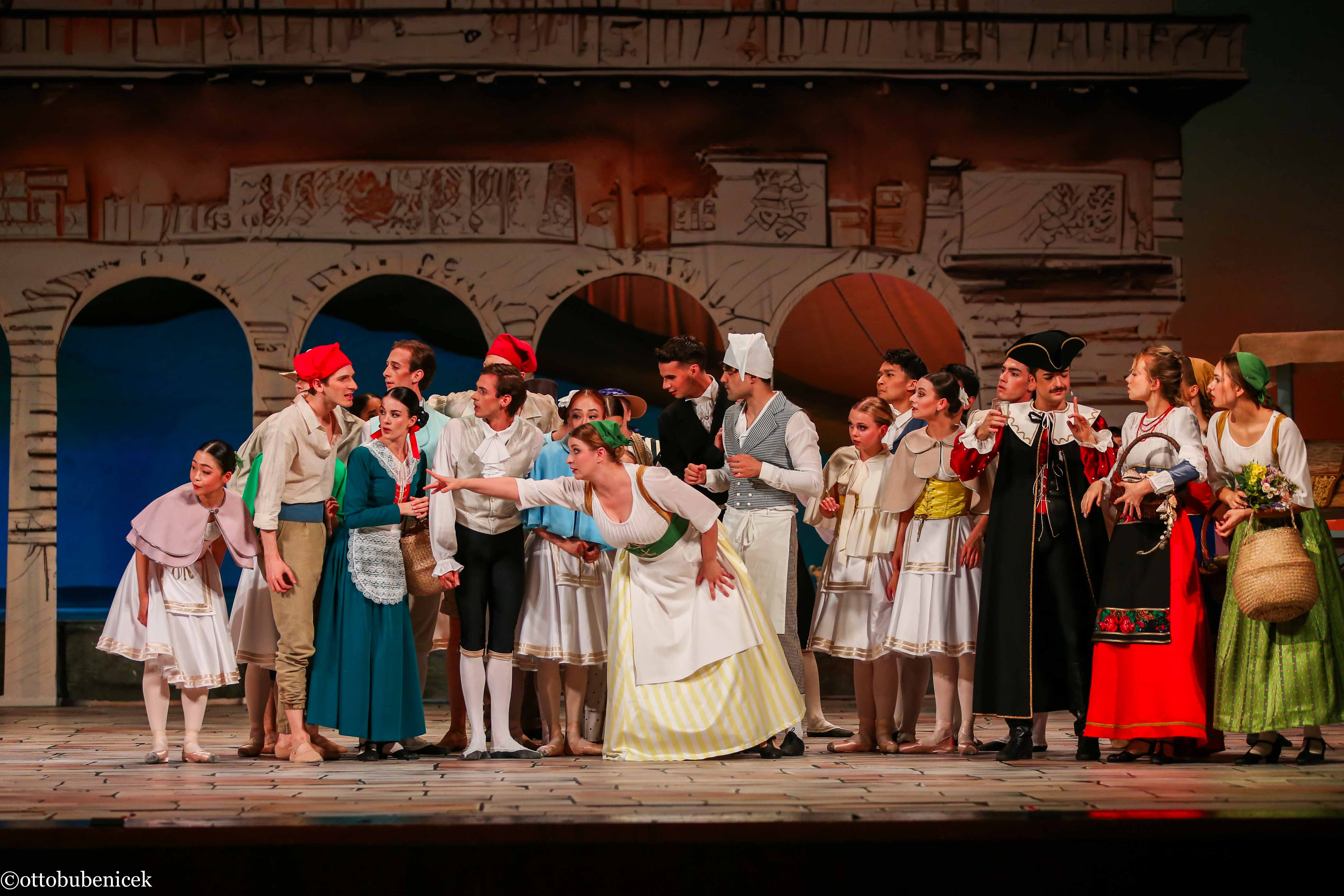 Napoli production photos 14