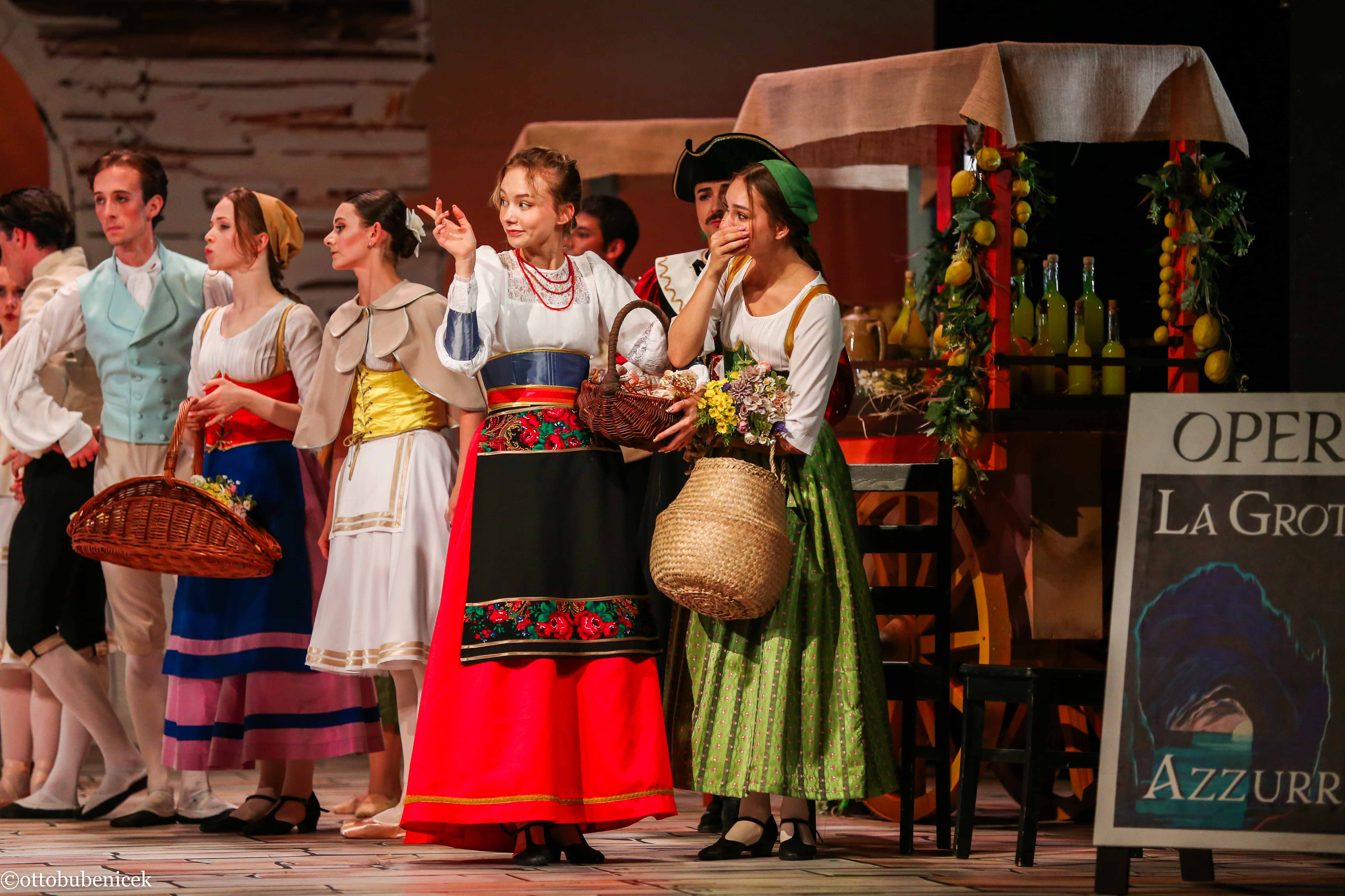 Napoli production photos 15