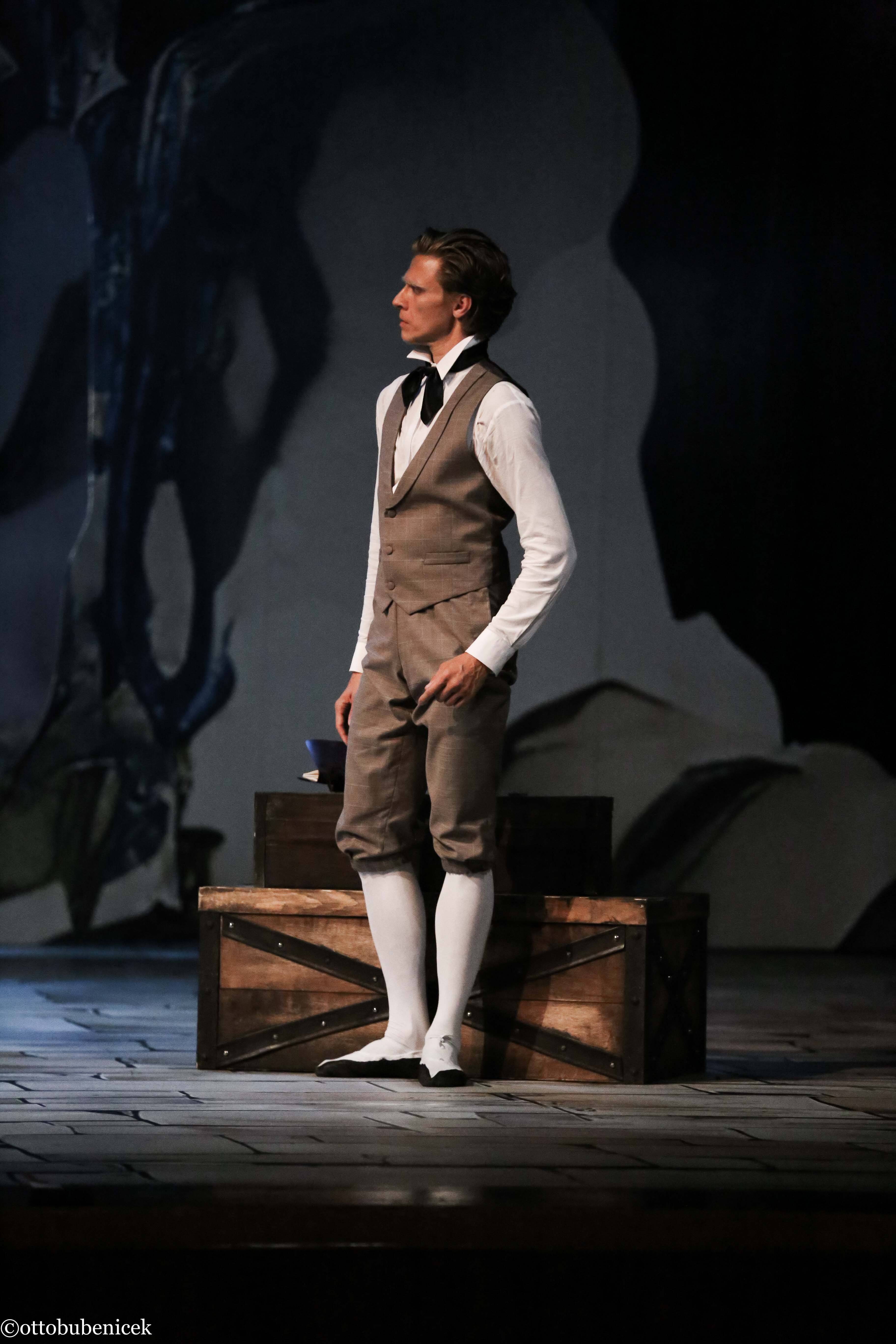 Napoli production photos 22