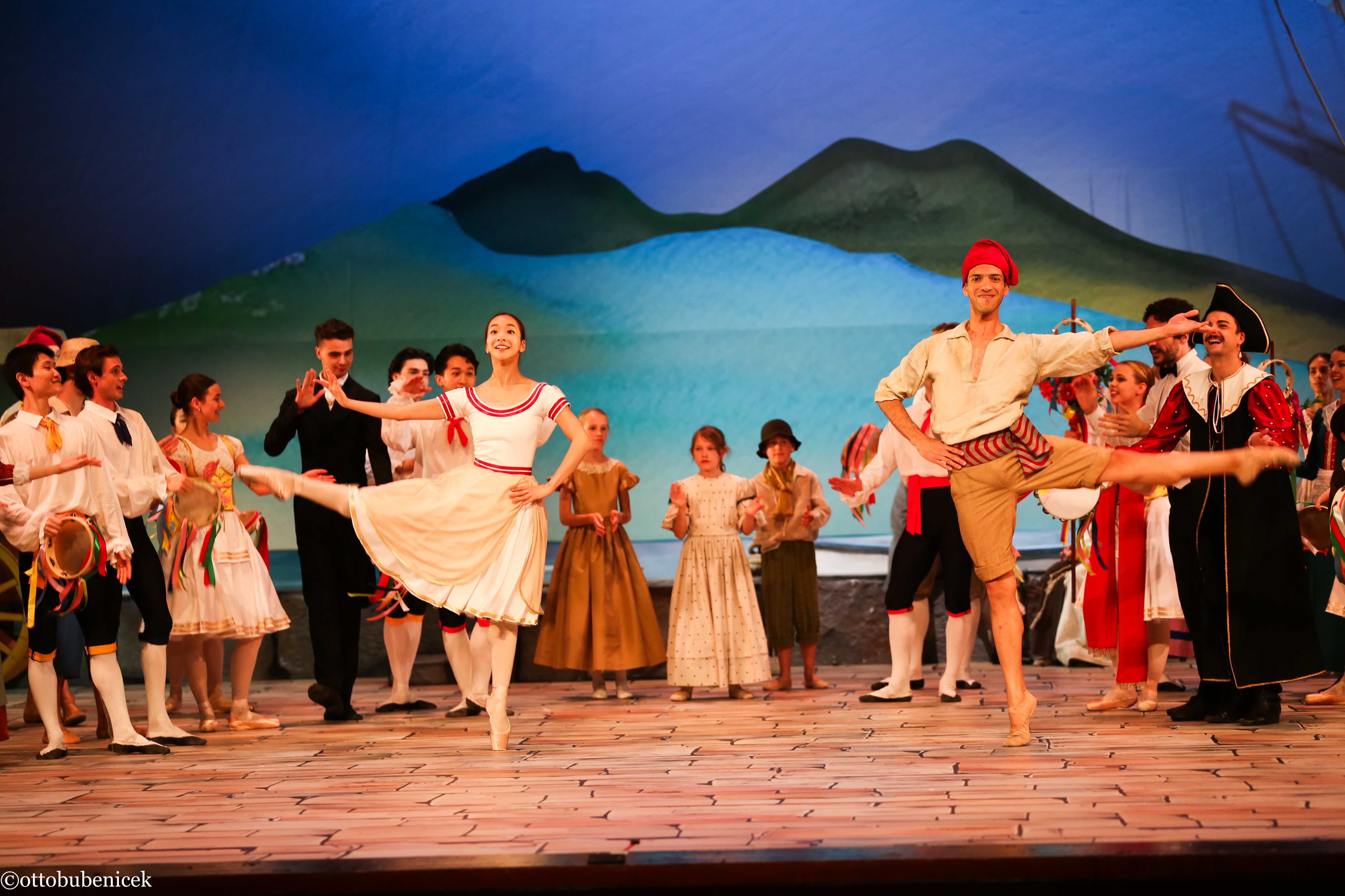 Napoli production photos 31